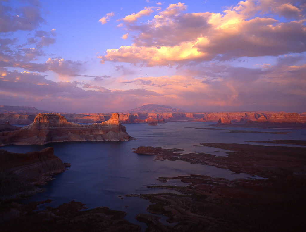 96334525_wC2F3IR2_Canyonlands074-2